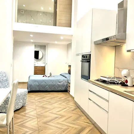 Gold Suite19 *
