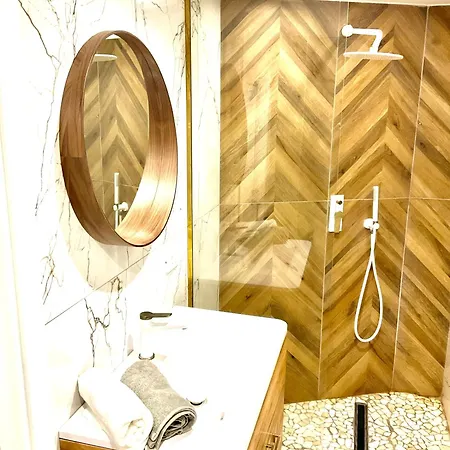 Lejlighed Gold Suite19 *