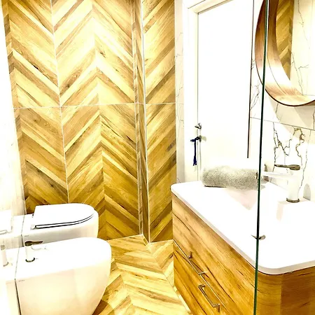 Gold Suite19 *