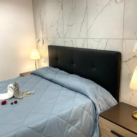Apartment Gold Suite19 *